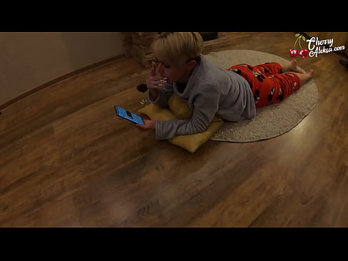 ❤️ Bionda pazza che succhia un enorme cazzo e ci rimbalza sopra - Sesso anale ❤️ Video di sesso di qualità al it.tubsexercom.ru ❌